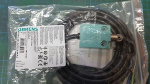 Siemens Indus.Sector Positionsschalter 3SE5423-0CD20-1EA2  - Bild 1 von 3