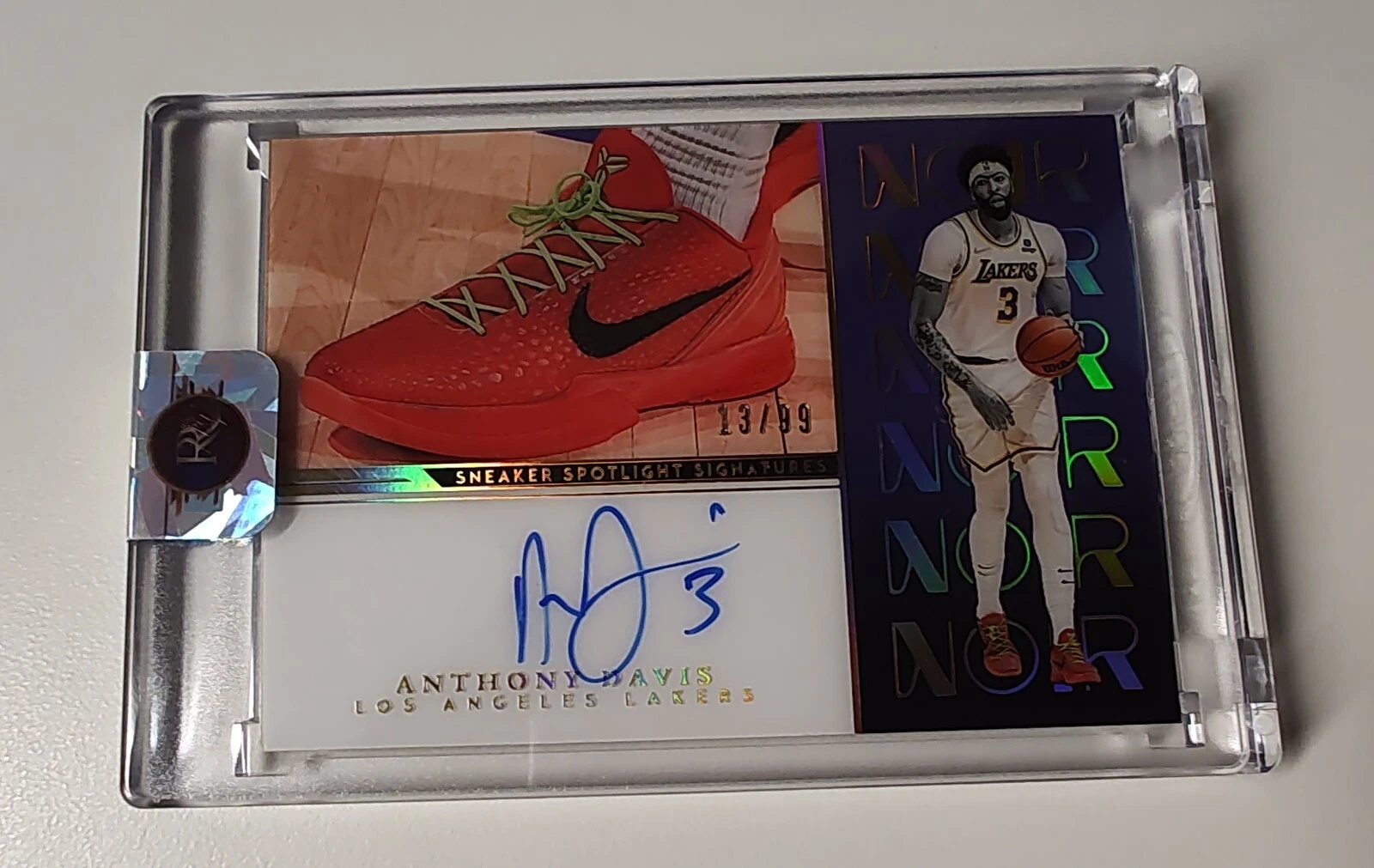 Anthony Davis /99 Sneaker Spotlight Auto 2022-23 Panini Noir Basketball Card