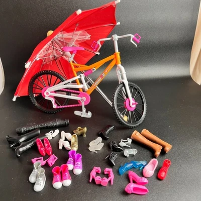 Barbie bicicleta, paraguas zapatos mixtos botas tacones zapatillas lote de piezas accesorios Foto 1 de 4