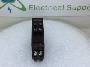 Wadsworth A2020 20 Amp 2 Pole Tandem Circuit Breaker - Metal Foot - Picture 1 of 5