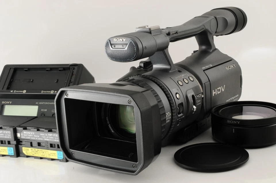 Sony HandyCam HDR-FX7 HD Camcorder MiniDV Video Camera JAPAN [Excellent] #27 - Image 1 of 4