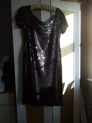 Black Sequin Cocktail Dress Mid Length Short Sleeves Suze 18 - Image 1 of 2