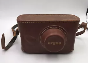 Vintage Argus C3 35mm 50mm Coated Cintar Camera w/ Leather Case Untested - Picture 1 of 14