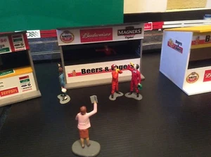 1:32 Scale Beer Hut Building Ninco Scalextric Carrera SCX trackside accessory  - Picture 1 of 9