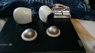 Netgear Arlo Camera VMC 3030 Indoor/ Outdoor. Set 2 W Magnet Base ext Batteries  - Image 1 of 2