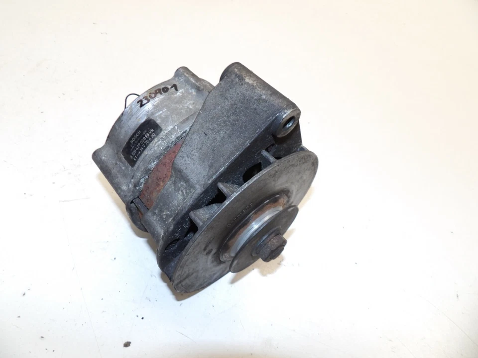 Lichtmaschine Generator Bosch B120427029 für Mercedes  - Image 1 of 3