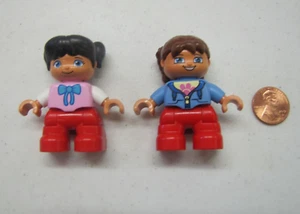 Lego Duplo GIRL GIRLS CHILD 2 Figures for FAMILY HOME HOUSE 2 Kids Lot #4 - Picture 1 of 3