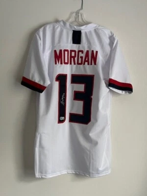 Camiseta deportiva autografiada por Alex Morgan de Estados Unidos Beckett certificado de autenticidad Foto 1 de 4