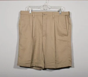Neu mit Etikett Haggar Cool 18 Shorts erweiterbarer Bund plissiert khaki UPF 50+ Größe 36 - Bild 1 von 4