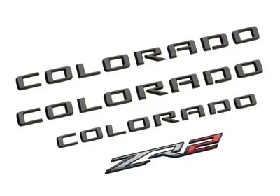 Chevrolet Colorado 2023-2025 emblemas en negro GM OEM NUEVO 85019722 Foto 1 de 3