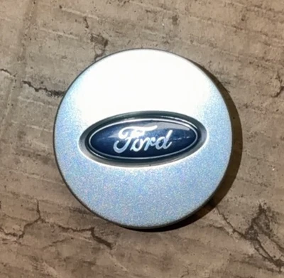 Tapa central Ford Escape Taurus, 2008 - 2012 número de pieza AL84 1A096 BA A1, Foto 1 de 2