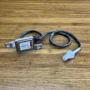 2009-2016 VW Touareg Audi Q7 SUV NOX Nitrogen Oxide Sensor 059907807T 🪛 - Picture 1 of 8
