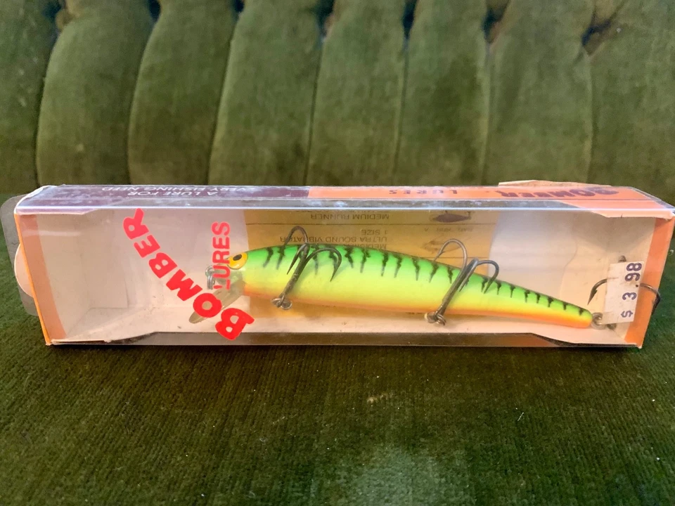 Vintage Bomber Long A Fishing Lure *NIB*Made in USA* 3/8oz - Image 1 of 4