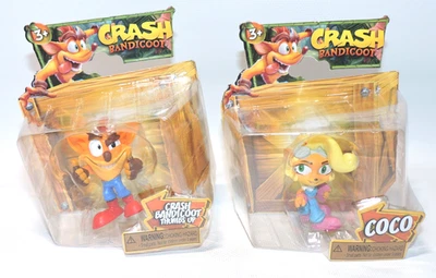 LOTE 2 figuras de acción Crash Bandicoot PUMBS UP & COCO 2.5" Jakks Pacific 2023 NUEVO Foto 1 de 4
