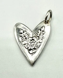 Vintage Sterling Silber Herz Anhänger - florales Repoussé Design, 6,25g geprüft - Bild 1 von 10