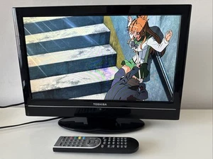 Toshiba 19" LCD TV DVD Combi Plus Remote Controller 19DV500B Black - Picture 1 of 16