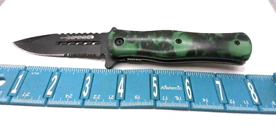 NAVAJA PLEGABLE TÁCTICA ASISTIDA POR RESORTE 8" Defender hoja dentada verde Foto 1 de 2