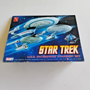 Star Trek U.S.S. Enterprise NCC-1701-D 12.5" 1:2500 Scale Model Kit AMT 2022 - Picture 1 of 6