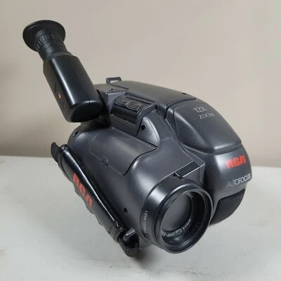 RCA CC604 VHS C Camcorder - Image 1 of 3