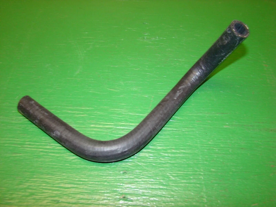 Manguera de agua trasera 81-86 Alfa Romeo GTV6 TOTALMENTE NUEVA Foto 1 de 1