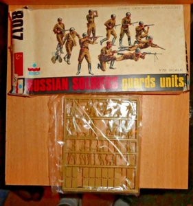 ESCI 1/72 Scale WWII Russian Soldiers 8017 NEW NOS 1983 "Made in Italy" - Picture 1 of 2