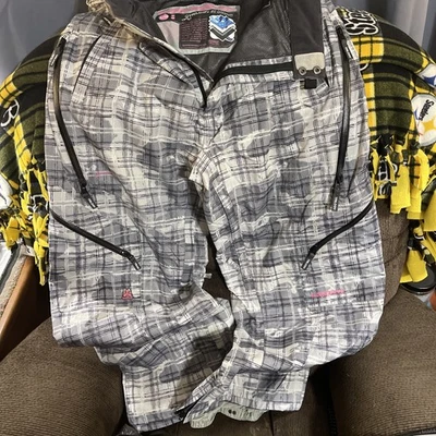 Recco Rip zone Трилогия Шотландские/Цифровые Штаны для Сноуборда Слегка Б/у!! Женский Lg - Изображение 1 из 4