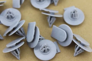 20 Clips For BMW Mini-Cooper Trim Panel Fender Flare Moulding Retainer Fastener - Foto 1 di 2