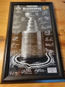 2012 - 13 CHICAGO BLACKHAWKS STANLEY CUP SIGNATUREN LIMITIERT 0389/5000 ~ COA ~ - Bild 1 von 10
