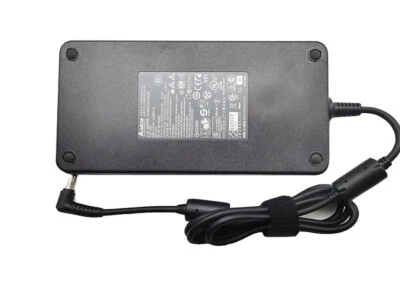 Cargador adaptador de CA 16.9A 330W para cable Acer Predator Helios Neo 16 PHN16-71-73LT Foto 1 de 4