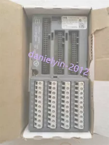 1PZ ABB TU551-CS31 1SAP210600R0001 - Foto 1 di 2