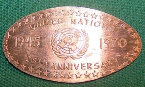 SUMME-2: Vintage Elongated Cent: UNITED NATIONS 1945-1970 25th ANNIVERSARY - Bild 1 von 2