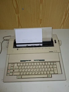 Brother AX-15 elektrische Schreibmaschine - Bild 1 von 10