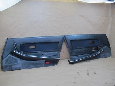 🥇85-89 NISSAN Z31 300ZX 2+0 JUEGO DE 2 PUERTAS INTERIOR MOLDURA CUBIERTA PANEL NEGRO OEM Foto 1 de 4
