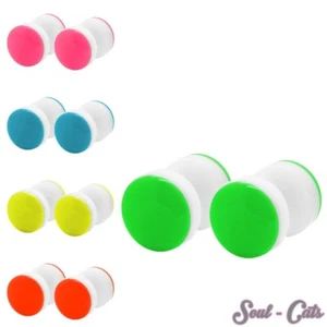 1 Paar Fakeplugs aus Kunststoff in Neonfarben orange gelb pink blau grün - Bild 1 von 6