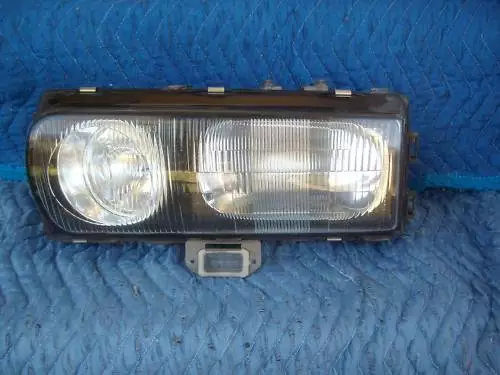 1996 1995 1994 MITSUBISHI DIAMANTE LEFT HEADLIGHT OEM USED ORIGINAL - Image 1 of 1