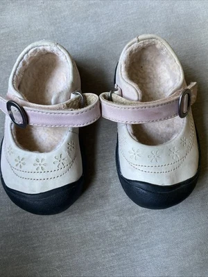 KEEN Girl's Mary Jane Maryjanes Shoes Pink Closed Toe Kid's Sz US 5 - Image 1 of 4
