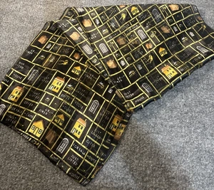 Realtor Schal schwarz weiß Damen Seide Satin zu verkaufen Häuser leicht transparent - Bild 1 von 8