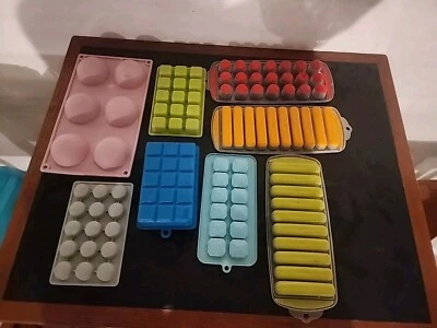 Лот из 8 силиконовых форм для мыла круглые квадратные трубки - Изображение 1 из 3