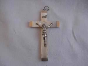 ANTIQUE FRENCH SOLID SILVER MOTHER OF PEARL CRUCIFIX,PENDANT,EARLY 20th CENTURY. - Picture 1 of 6