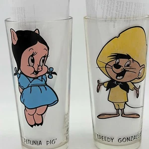 2 Vintage Warner Bros Pepsi glasses 1973 Speedy Gonzales Petunia Pig READ - Picture 1 of 2