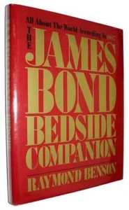 (JAMES BOND). BENSON, Raymond. James Bond Bedside Companion.  1984. - Picture 1 of 4