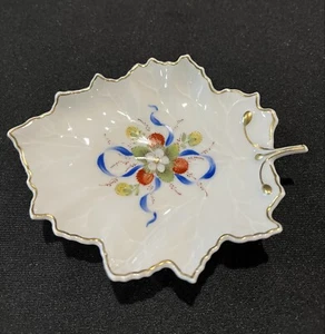 Hochst Hand Painted Porcelain Strawberries and Bows Leaf Shaped Dish #4 New - Picture 1 of 3