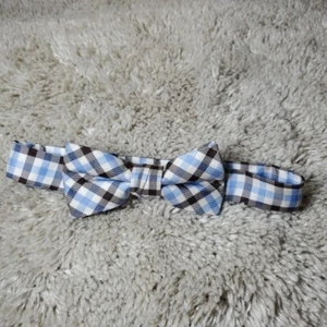 Lord & Taylor Boys Bowtie Plaid Geometric Professional Pictures - Picture 1 of 4