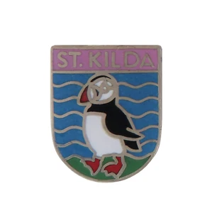 St Kilda Archipelago Na h-Eileanan Siar Scotland Small Pin Badge - Picture 1 of 3