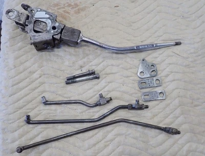 OEM GM 68-69 Pontiac A Body Hurst 4 velocidades palanca de cambios y acoplamiento 5424 ¡SURVIVOR! Foto 1 de 4