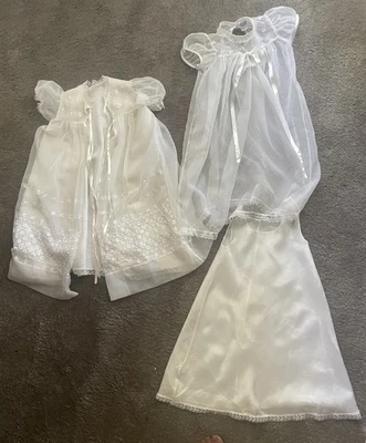 DE COLECCIÓN MADONNA 3 PIEZAS BEBÉ NAILON PRECIOSO VESTIDO DE BAUTIZO - ENVÍO GRATUITO Foto 1 de 4