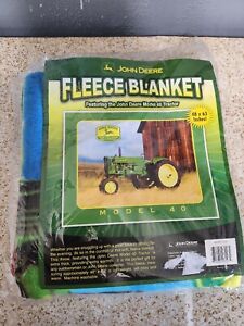 John Deere Blanket Green Fleece Throw 63” x 48” Model 40