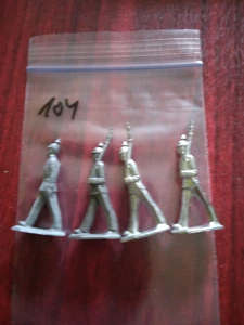 Figuren ca 1:43 4 Zinnfiguren militär historisch unbemalt (104) - Bild 1 von 1