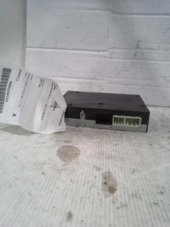 2019 Chevrolet Traverse Body Control Module OEM 13519672 93K Miles White Foto 1 de 4