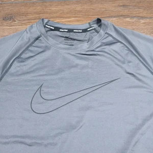 Nike Pro Dri-FIT Shirt Mens XL Gray Athletic Training Tee Slim Fit Lightweight - Picture 1 of 9